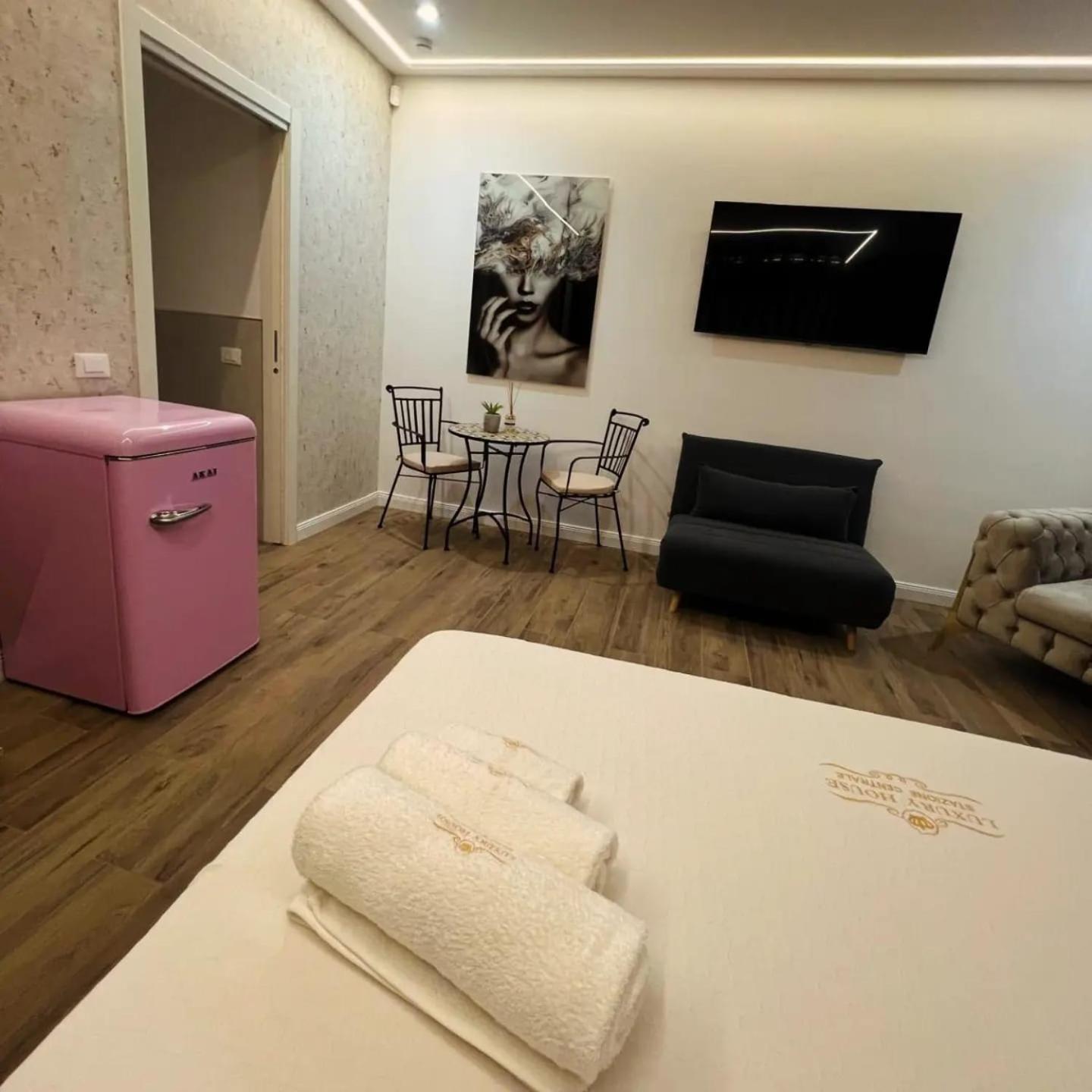 Luxury House Stazione Apartment Palermo